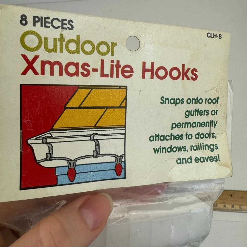 Vtg 1989‎ Sealed Christmas Holiday Outdoor Xmas Lite Light Hooks Plastic 8 Pcs